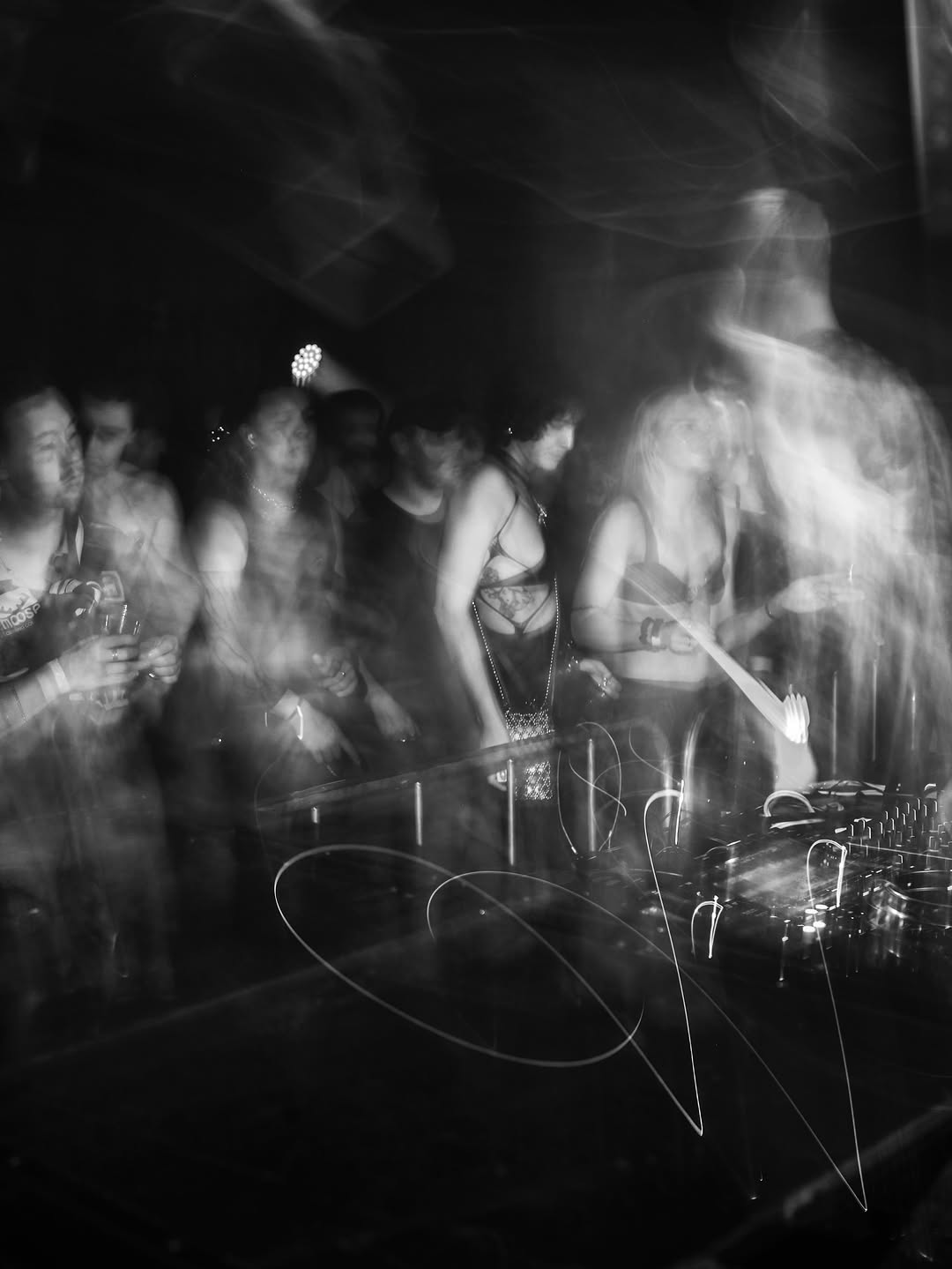 Series photo 6